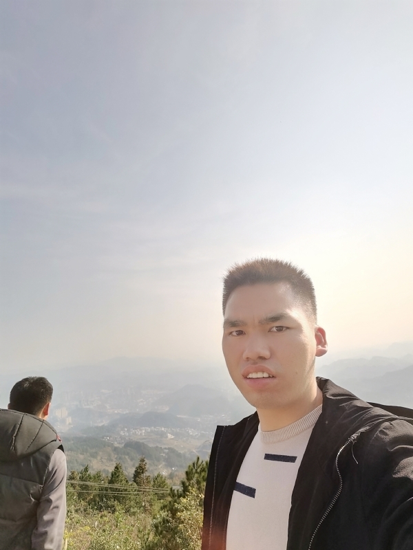 小学生的第二张照片--黔东认干亲服务网